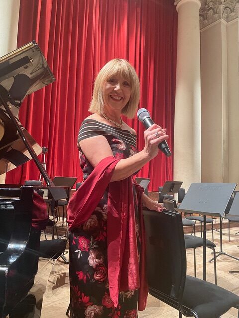 Joanne Zorian presenter